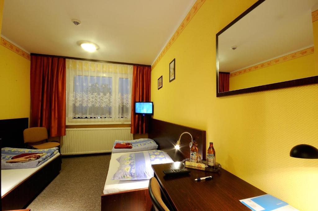 Hotel Gambit I Restauracja Cieszyn Cieszyn  Værelse billede