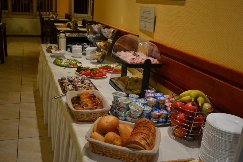 Hotel Gambit I Restauracja Cieszyn Cieszyn  Eksteriør billede